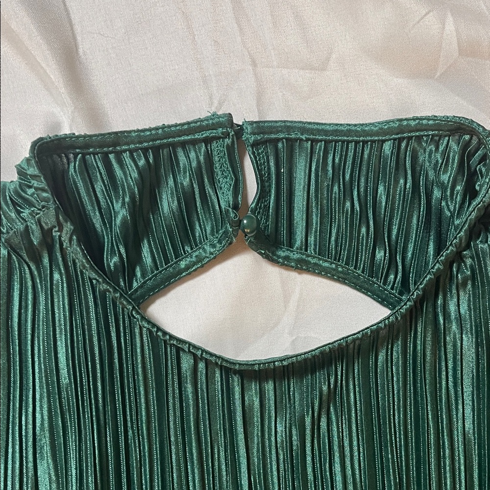 Commense Green Backless Dress - Picture 8 of 11